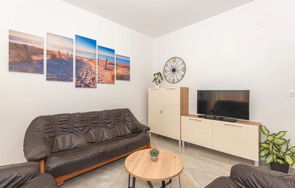 Holiday Home Gveric Vodice Bagian luar foto
