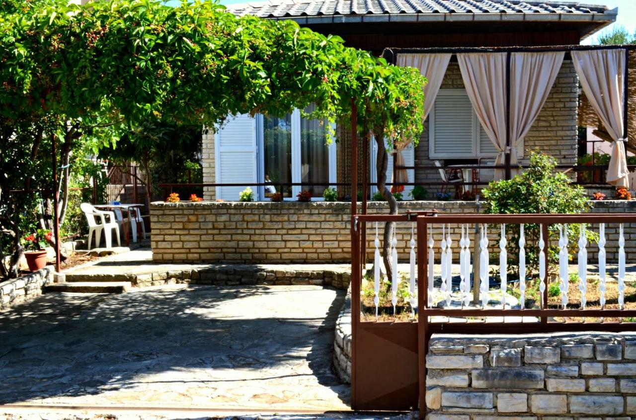 Holiday Home Gveric Vodice Bagian luar foto