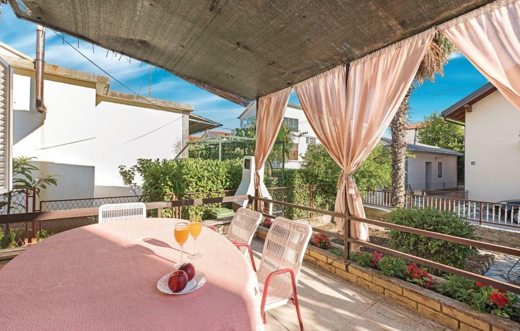 Holiday Home Gveric Vodice Bagian luar foto
